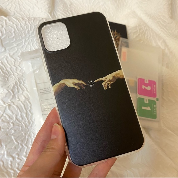 iPhone 11 Case + Protectors 🖤 - Picture 2 of 2